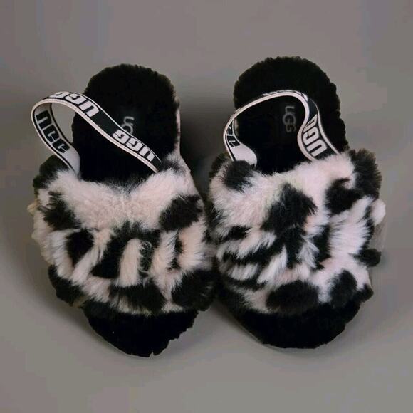 UGG FLUFF YEAH SLIDES PINK/BLACK SCALLOP TODDLER GIRL SIZE 9C - Picture 1 of 6